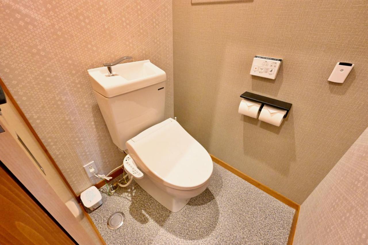 Manabi-stay Takayama Sakura: Traditional Town Retreat With Artificial Onsen *